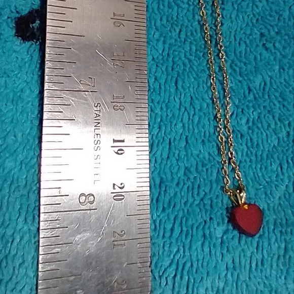 Elegant Red Heart Pendant Necklace vintage - Picture 2 of 4